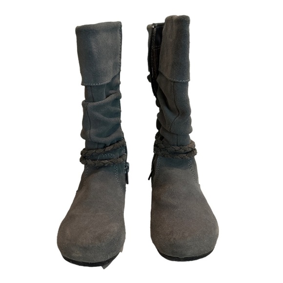 KENNETH Cole Reaction Grey Suede Boots size 8.5Y - Picture 2 of 7